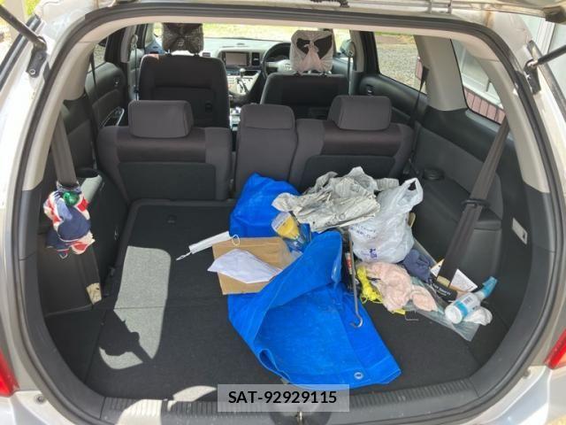 Toyota WISH 2005-07 8415995-12