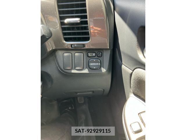 Toyota WISH 2005-07 8415995-19