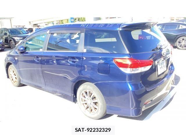 Toyota WISH 2009-05 8415994-1