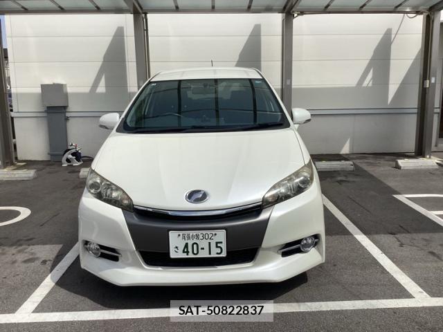 Toyota WISH 2013-03 8458805-0
