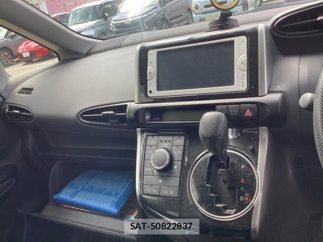 Toyota WISH 2013-03 8458805-15