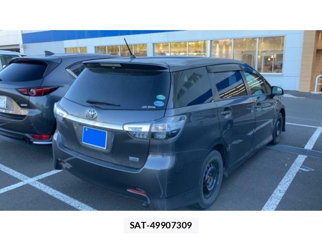 Toyota WISH 2015-08 8458807-5
