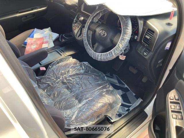 Toyota WISH 2005-07 8458806-9