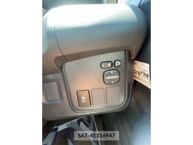 Toyota WISH 2011-06 8458811-15