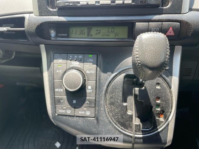 Toyota WISH 2011-06 8458811-19