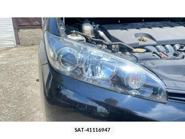 Toyota WISH 2011-06 8458811-23