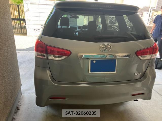 Toyota WISH 2009-08 8528327-4
