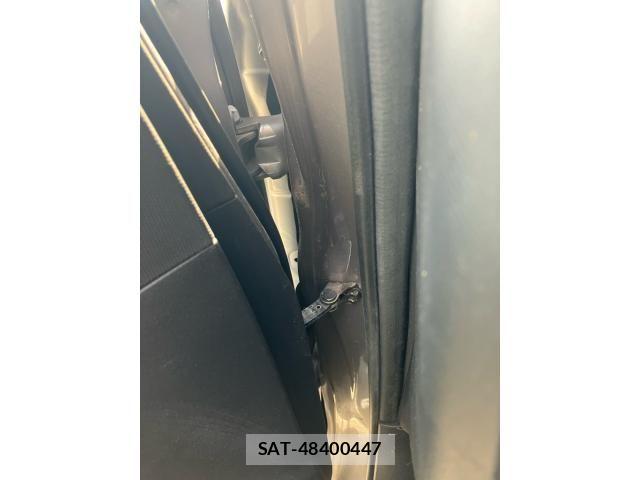 Toyota WISH 2005-11 8528331-12