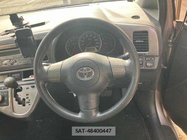 Toyota WISH 2005-11 8528331-14