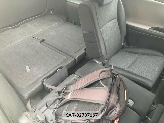 Toyota WISH 2011-01 8528332-14
