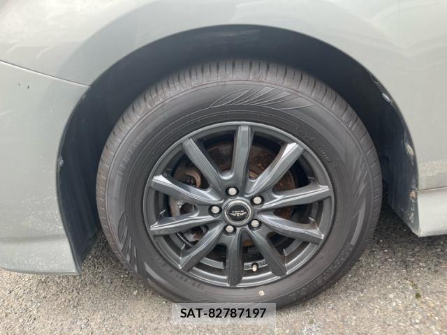 Toyota WISH 2011-01 8528332-6