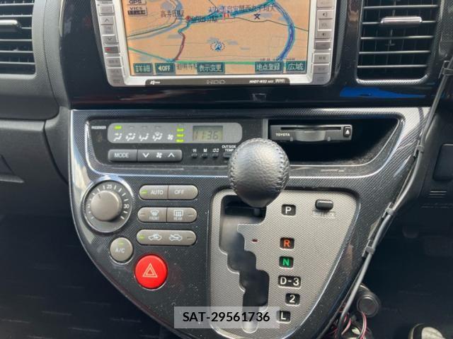 Toyota WISH 2004-04 8564173-13