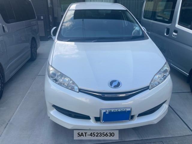 Toyota WISH 2013-06 8564175-0