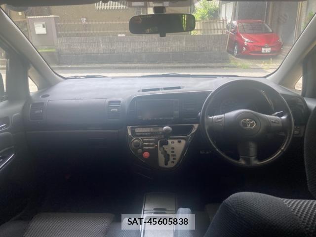 Toyota WISH 2003-05 8629904-14