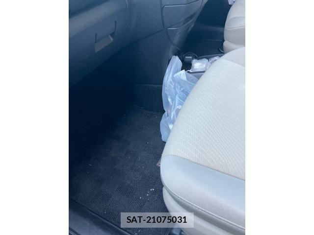 Toyota WISH 2012-02 8629905-12