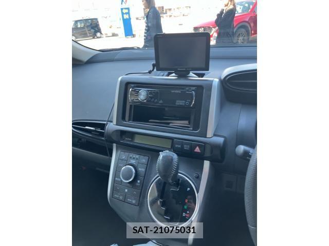 Toyota WISH 2012-02 8629905-21
