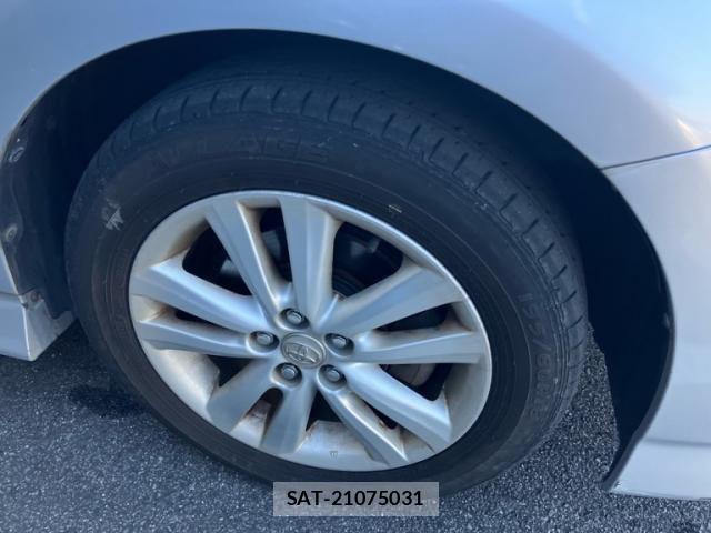Toyota WISH 2012-02 8629905-4
