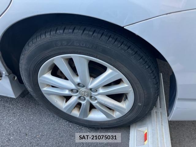 Toyota WISH 2012-02 8629905-6