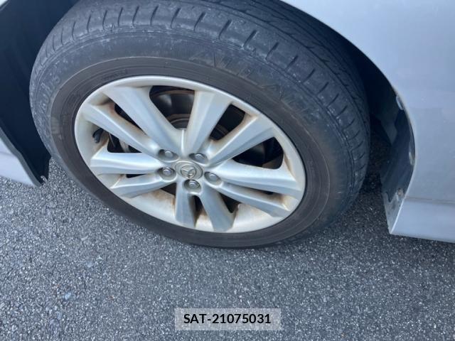 Toyota WISH 2012-02 8629905-7