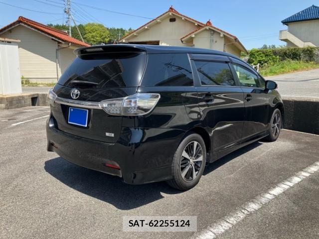 Toyota WISH 2015-11 8629900-7