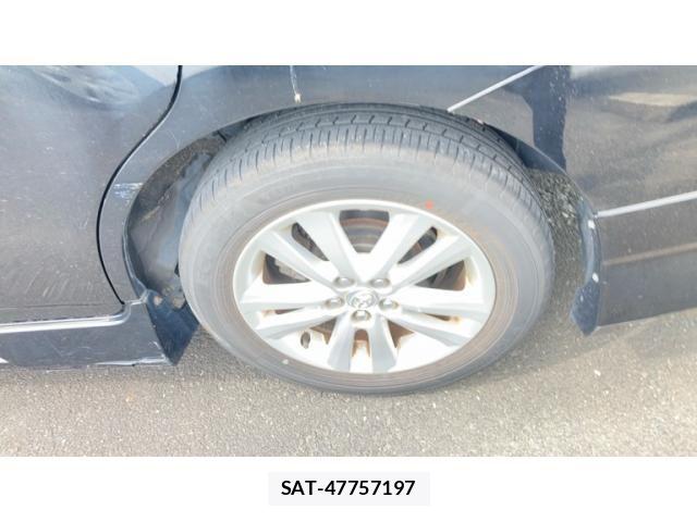 Toyota WISH 2011-08 8662547-7