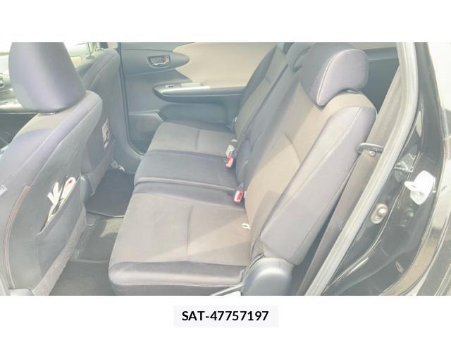 Toyota WISH 2011-08 8662547-9