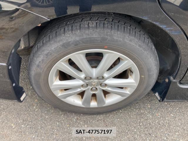 Toyota WISH 2011-08 8662547-5