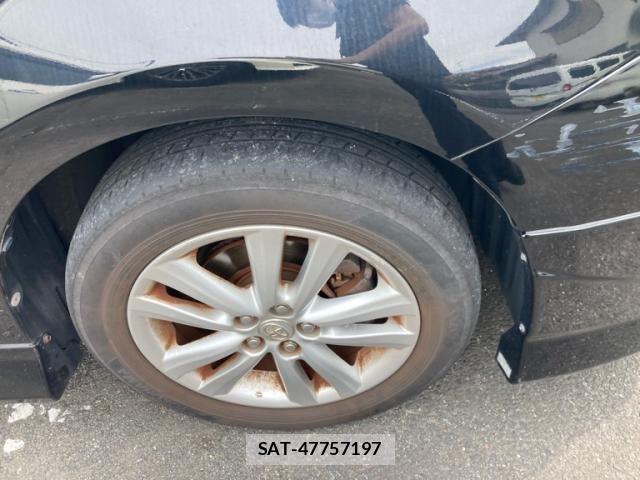 Toyota WISH 2011-08 8662547-6