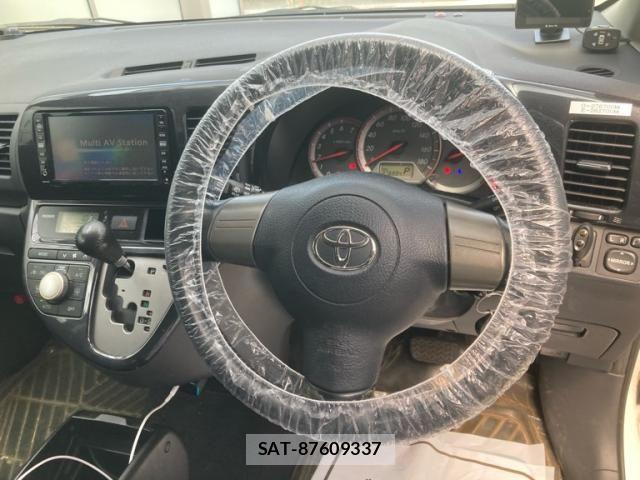 Toyota WISH 2007-04 8667191-13