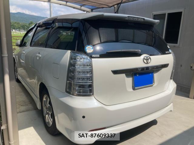 Toyota WISH 2007-04 8667191-1
