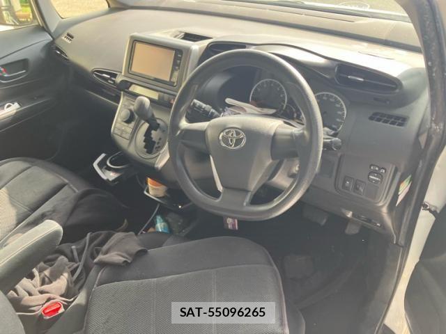 Toyota WISH 2015-02 8662549-11