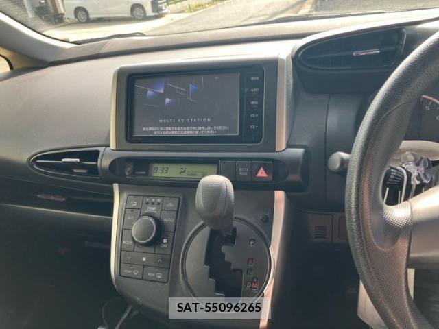 Toyota WISH 2015-02 8662549-16