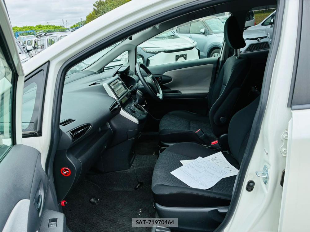 Toyota WISH 2010-08 8252228-10