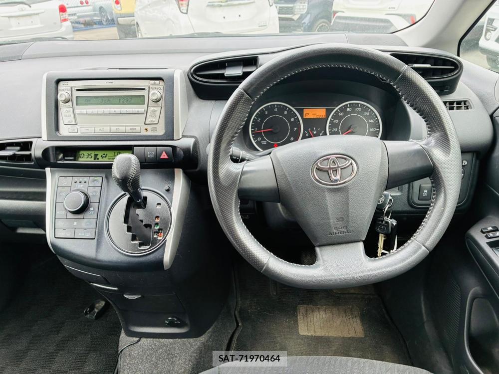 Toyota WISH 2010-08 8252228-13