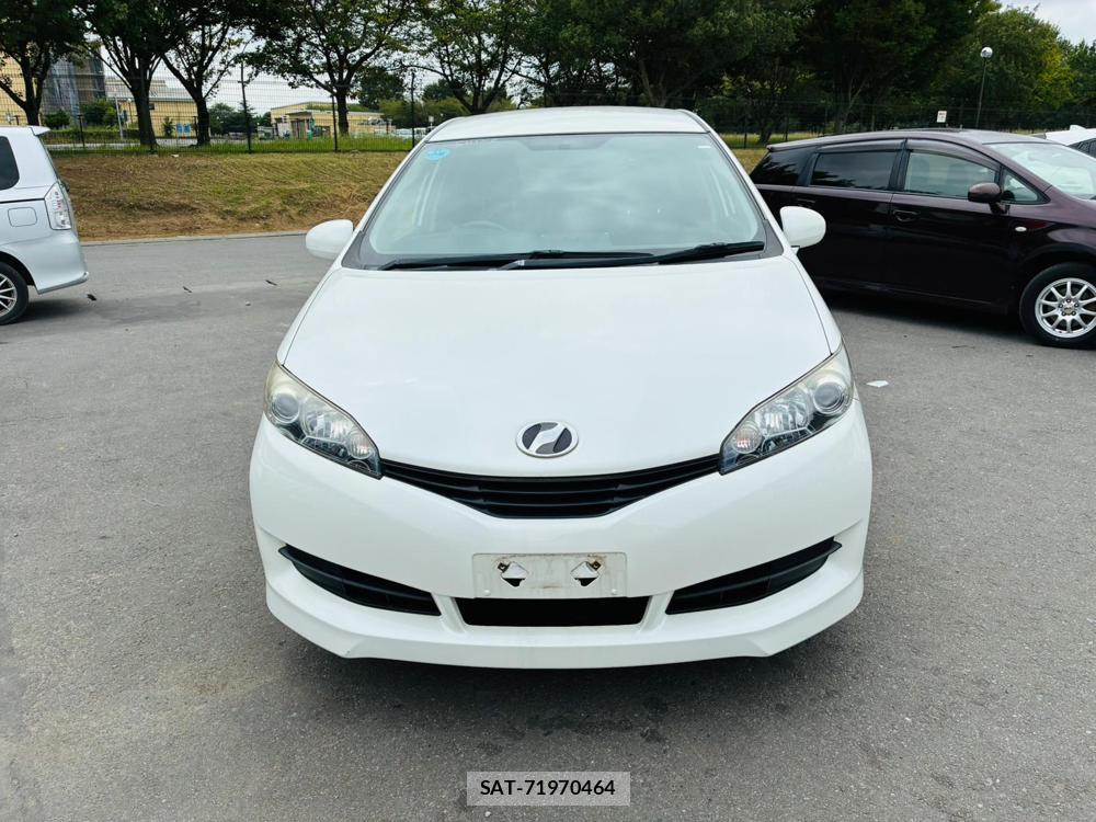 Toyota WISH 2010-08 8252228-7