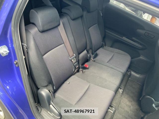 Toyota WISH 2014-11 8686964-11