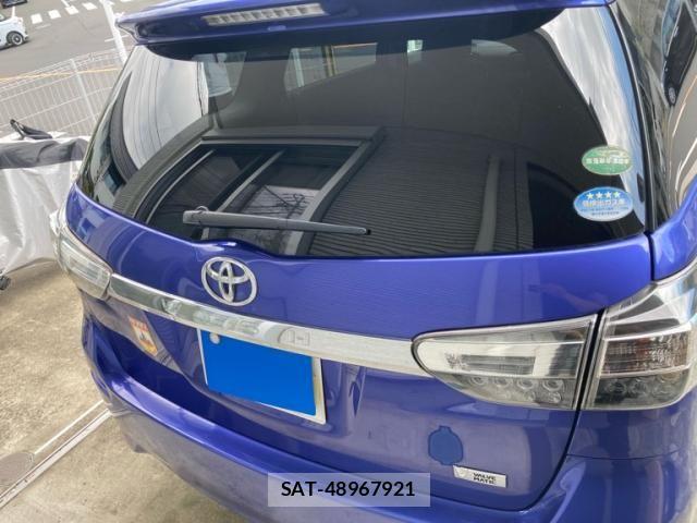 Toyota WISH 2014-11 8686964-1