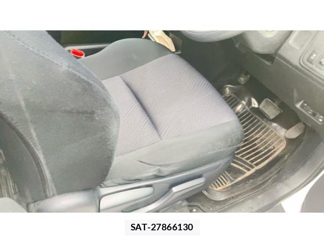 Toyota WISH 2013-05 8746985-11