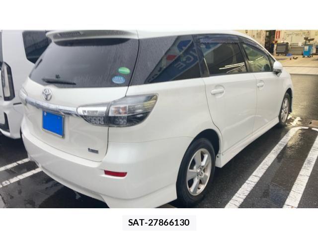 Toyota WISH 2013-05 8746985-5
