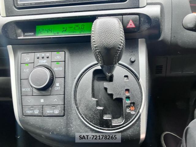 Toyota WISH 2011-01 8782707-17