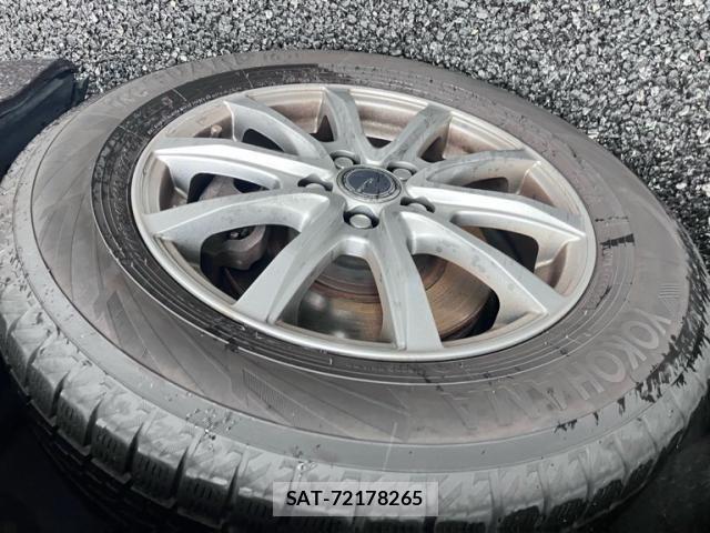Toyota WISH 2011-01 8782707-4
