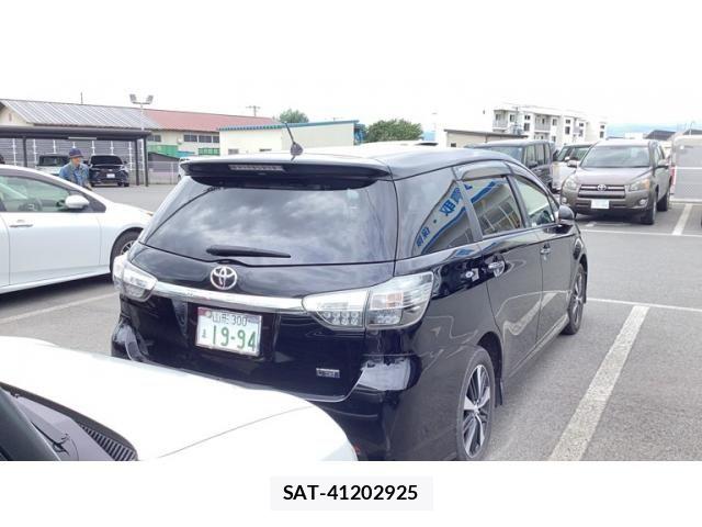 Toyota WISH 2013-11 8782706-1