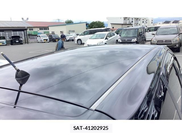 Toyota WISH 2013-11 8782706-2