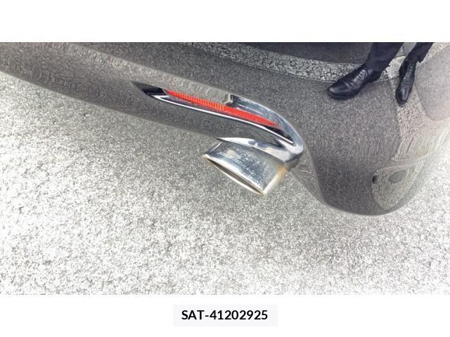 Toyota WISH 2013-11 8782706-7