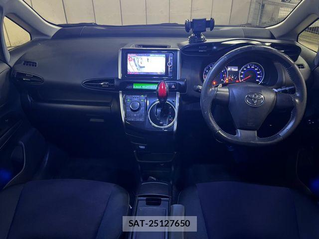 Toyota WISH 2014-02 8797984-13