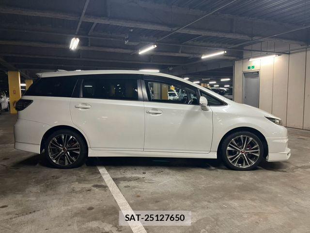 Toyota WISH 2014-02 8797984-8