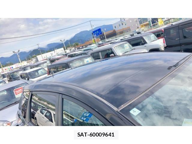 Toyota WISH 2017-04 8832617-7
