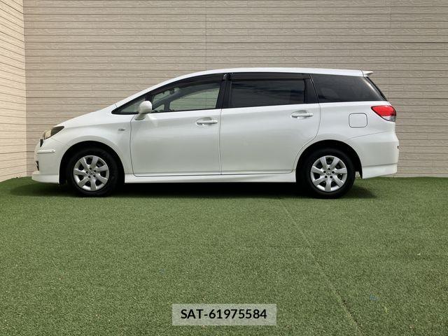 Toyota WISH 2011-02 8832619-16