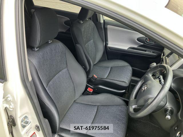 Toyota WISH 2011-02 8832619-2