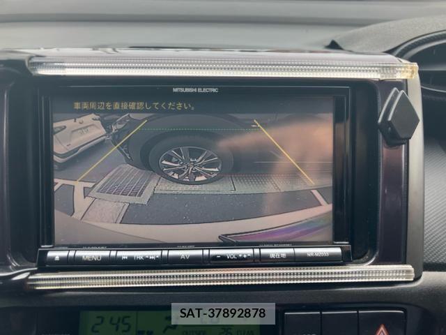 Toyota WISH 2011-07 8832620-13
